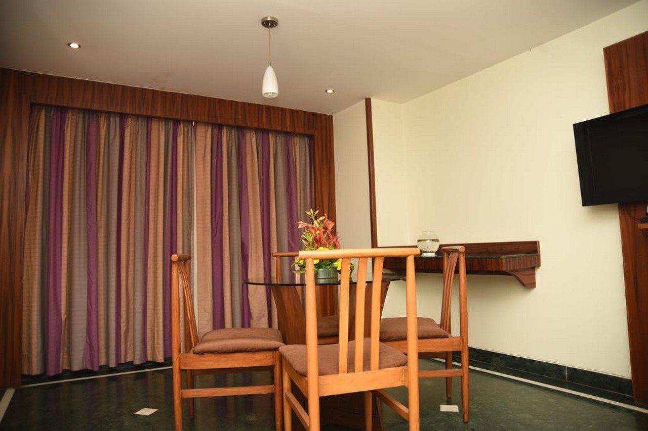 Hotel Maurya Bangalore Exteriör bild
