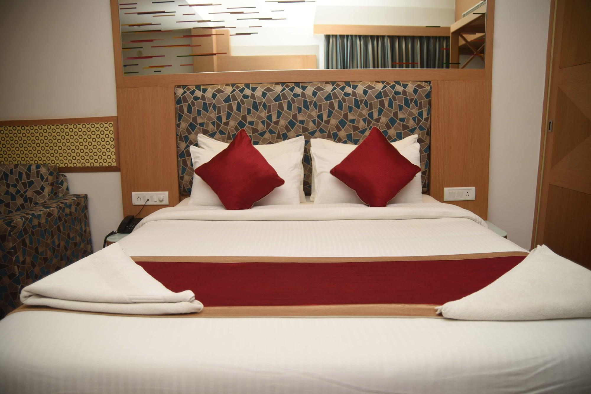 Hotel Maurya Bangalore Exteriör bild