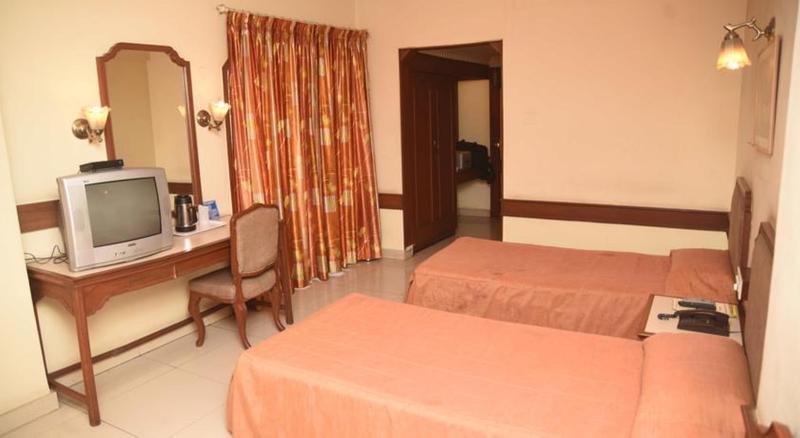 Hotel Maurya Bangalore Exteriör bild